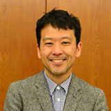 倉方 俊輔氏
