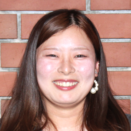 鈴木 綾華さん